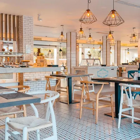 Hotel Bluesea Village Corralejo