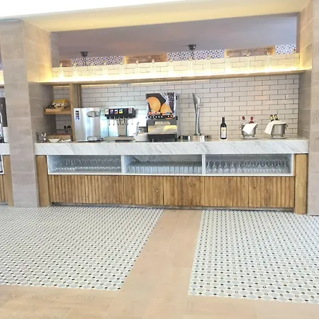 Bluesea Corralejo Village 4*