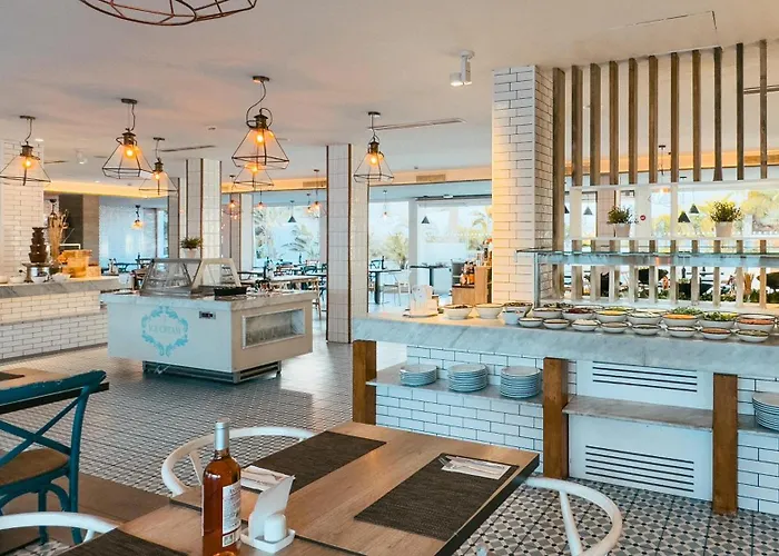 Bluesea Village קורלחו