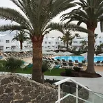 Bluesea Village Отель