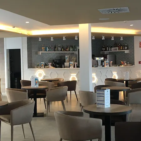 Bluesea Village Szálloda 4*