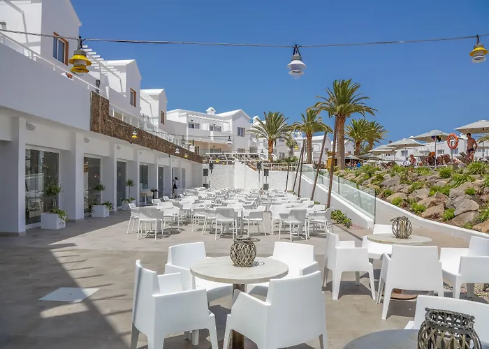 Bluesea Village Hotel 4*